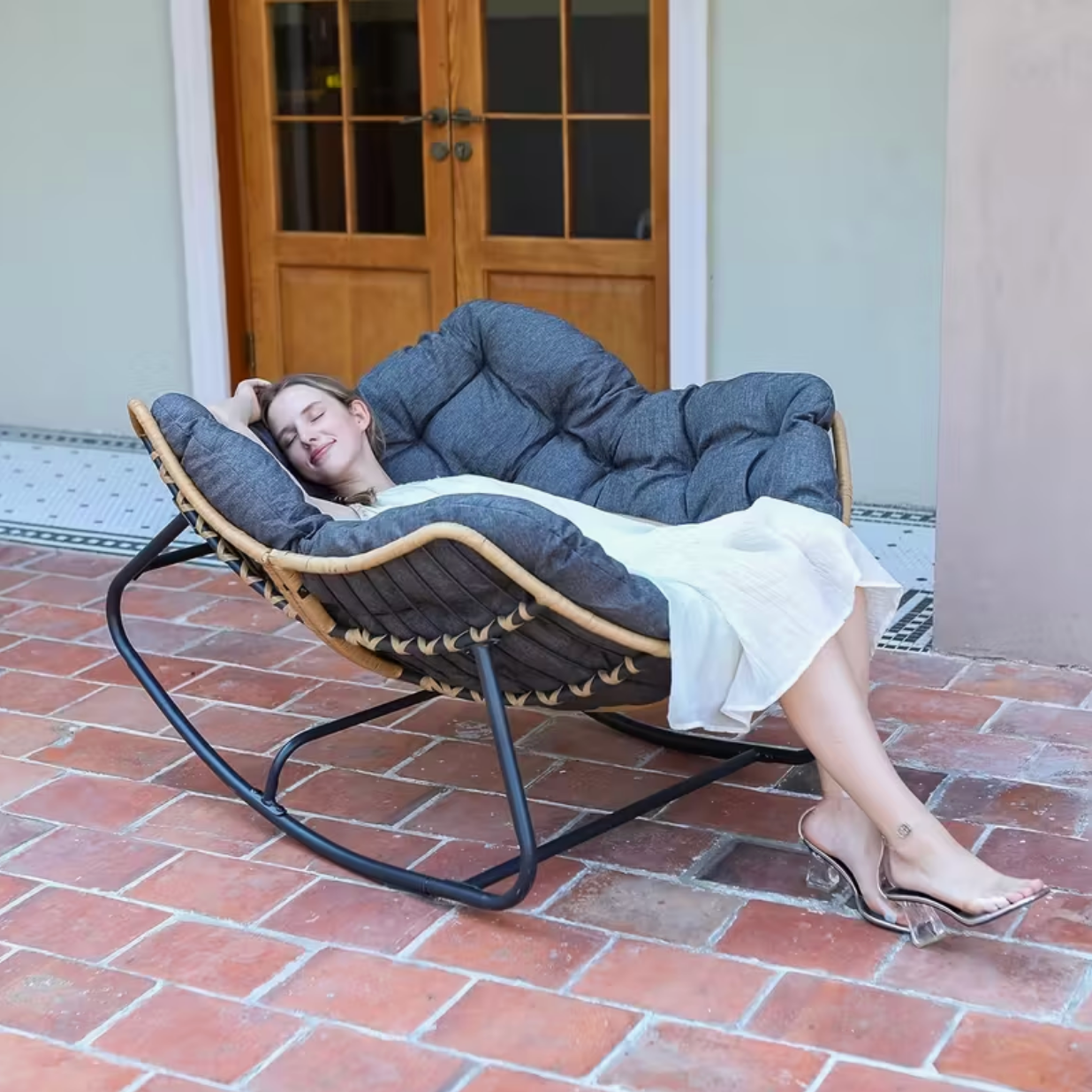 LOGAN™ - Relax Egg Rocking Chair - Indoor & Outdoor